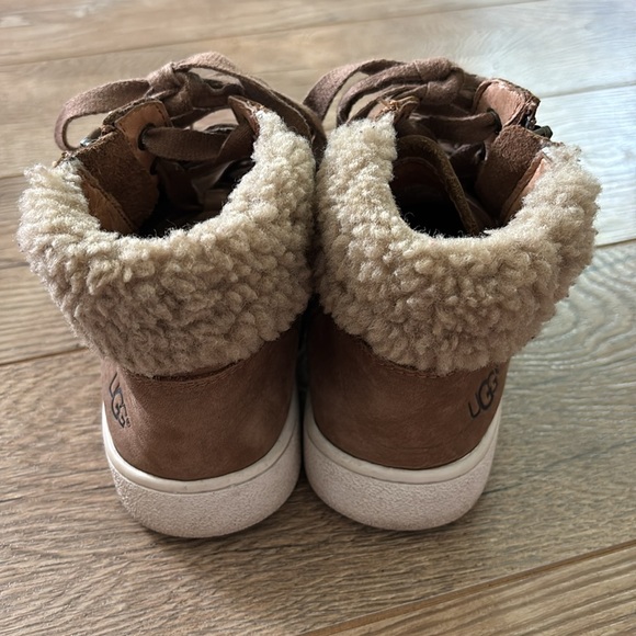 Ugg Olive-Style High-Top Sneaker Chestnut Leather Sherpa Cuff w/Laces Size 7.5 - Picture 4 of 8